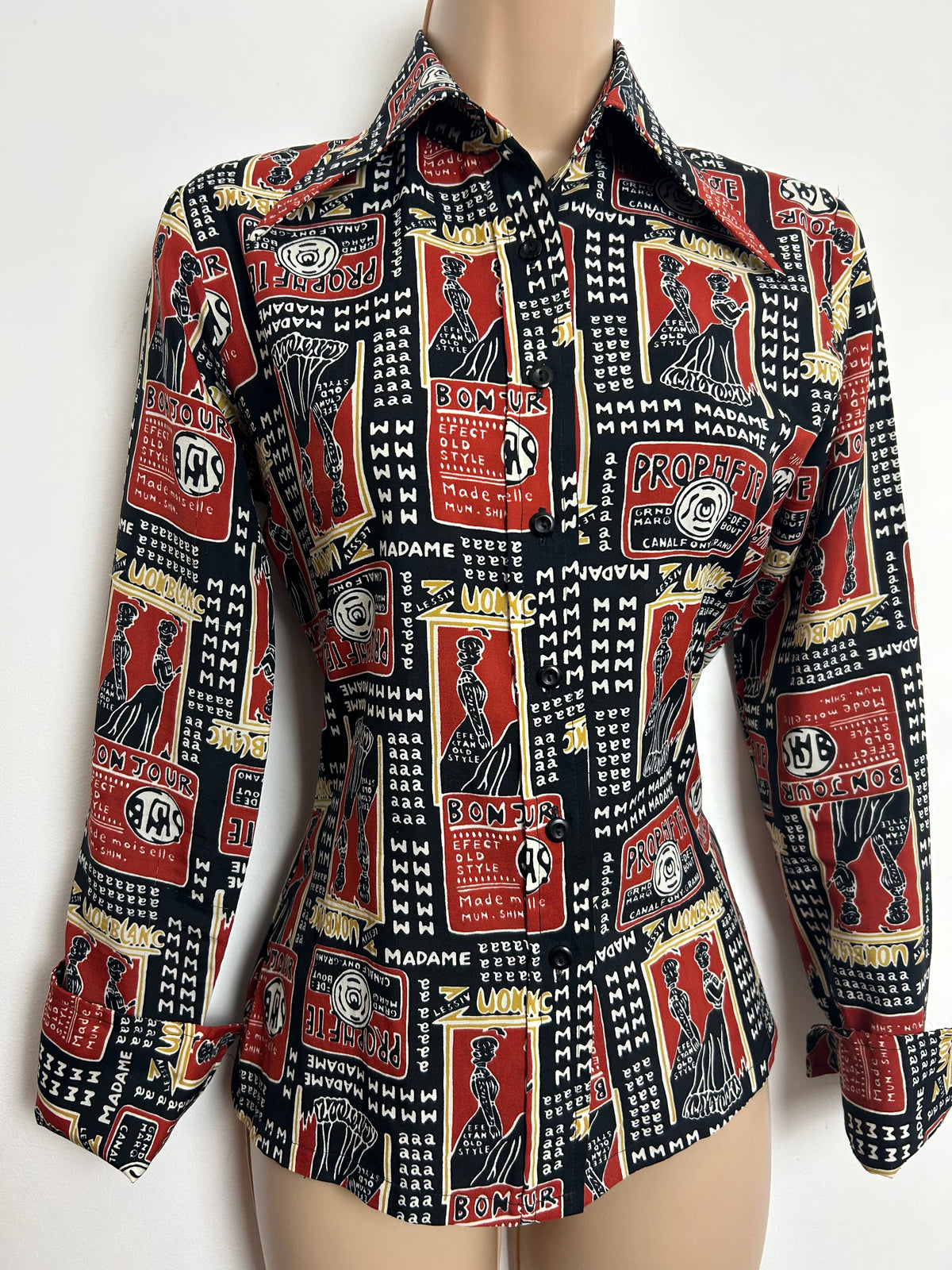 Vintage 1970s Size 8 Black Red Beige Belle Epoque Art Nouveau Inspired Graphic Print Dagger Collar Shirt