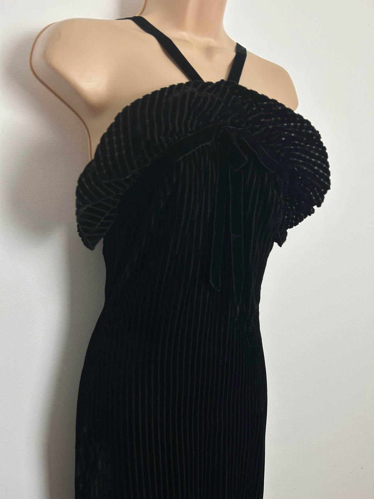 Vintage Late 1960s FRANK USHER Size 8-10 Black Stripe Velvet Halterneck Ruffle Trim Evening Maxi Dress