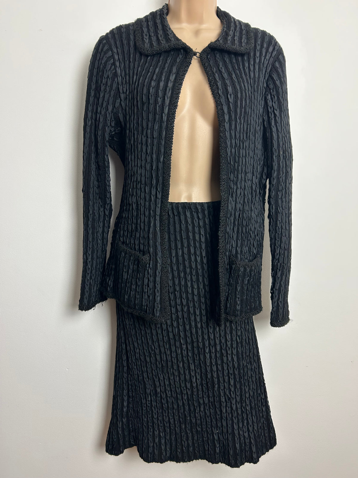 Vintage 1905s VERY RARE KLESHIE BELLMAN Size 12-14 Hand Made 100% Wool Black Skirt Suit With Two Jackets